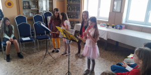 Vystoupení pro Klub důchodců v Komárově - 1651675966_zpíváme, recitujeme důchodcům (10).jpg